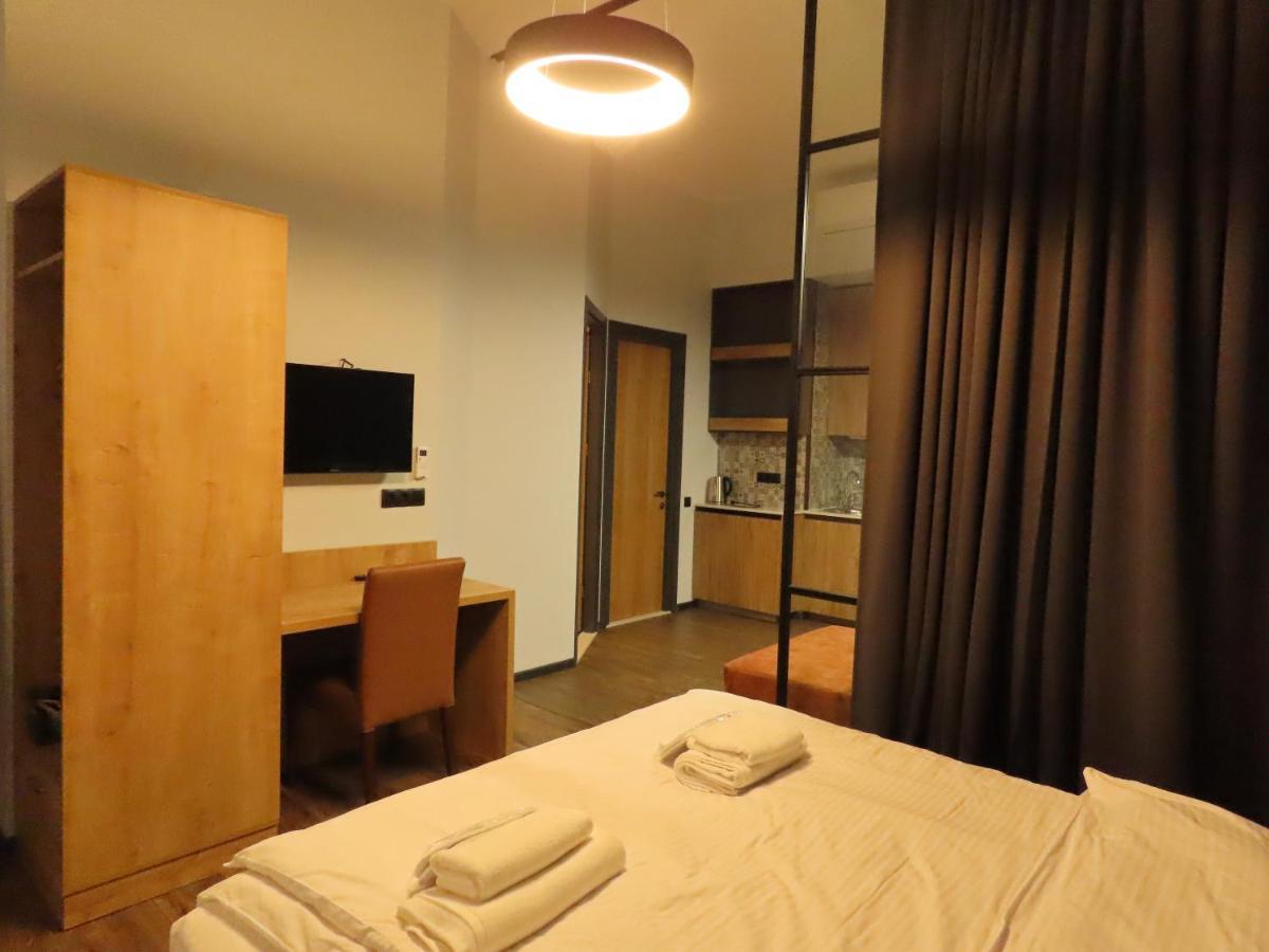 2Br Loft Apartment Near Liberty Square Tbilisi Exterior photo