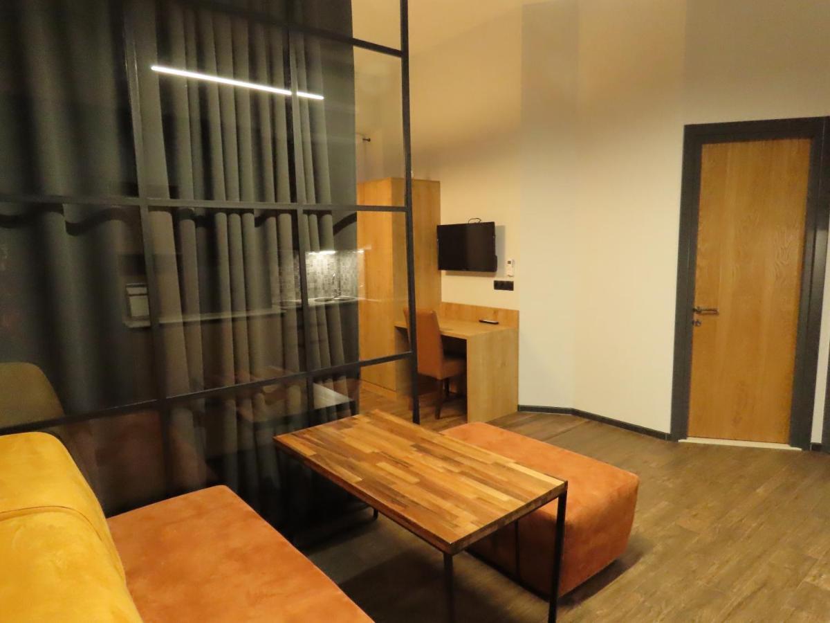 2Br Loft Apartment Near Liberty Square Tbilisi Exterior photo