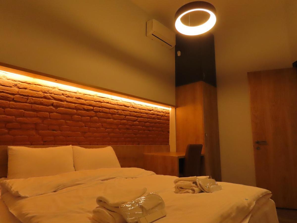 2Br Loft Apartment Near Liberty Square Tbilisi Exterior photo